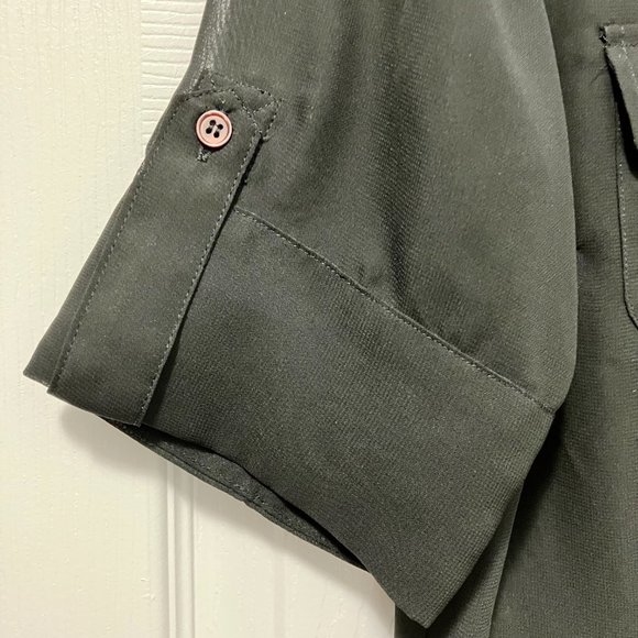 ⭐️2/$30⭐️ Short-sleeve, sheer black button down blouse/shirt, size medium - Picture 4 of 7